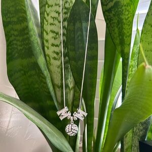 Volleyball Mom Necklace